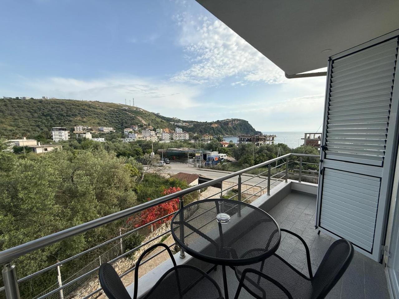 Hotel Stolis Химара Экстерьер фото